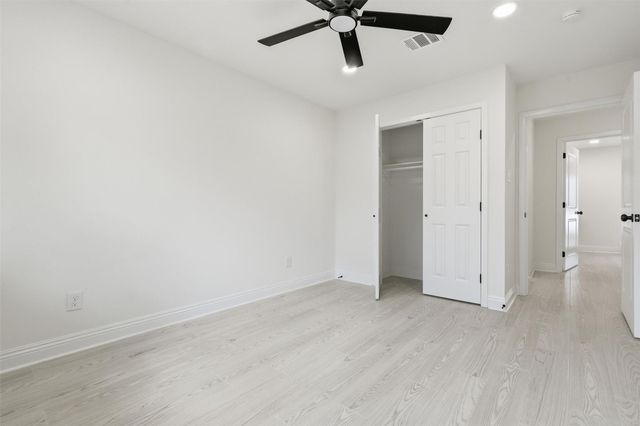 16255 Summer Wind Drive, Houston, TX 77090