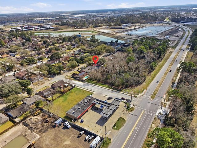 16255 Summer Wind Drive, Houston, TX 77090