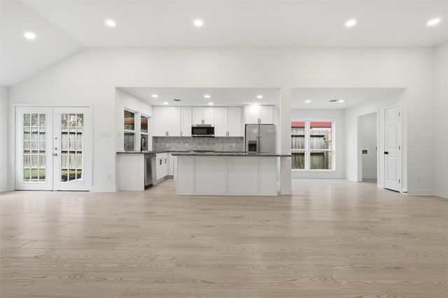 16255 Summer Wind Drive, Houston, TX 77090