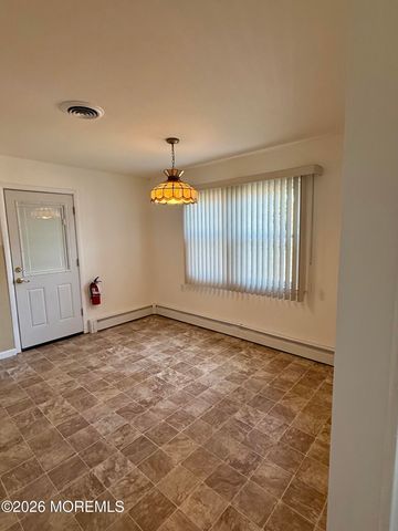 129 Fox Glove, Toms River, NJ 08755