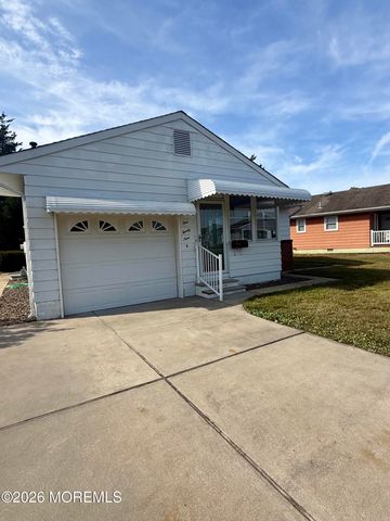 129 Fox Glove, Toms River, NJ 08755