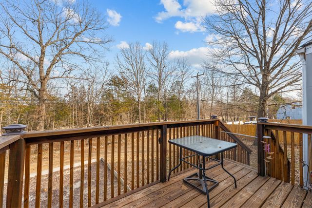 125 Eric Drive, Kirbyville, MO 65679