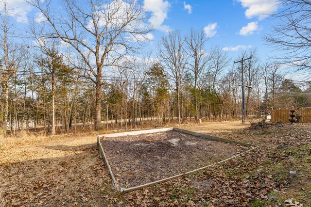 125 Eric Drive, Kirbyville, MO 65679