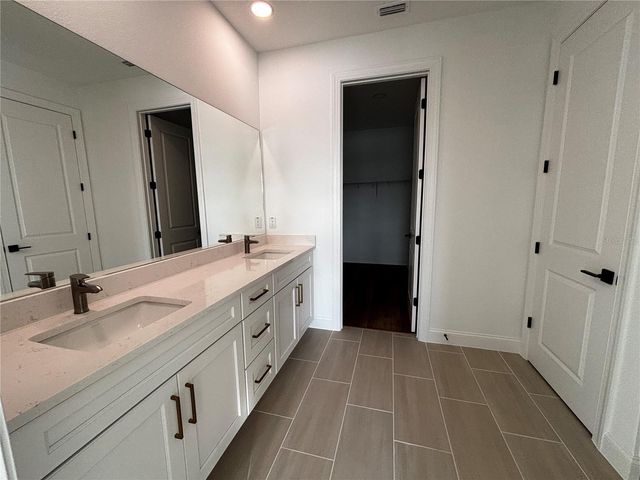 5687 FREESTONE CIRCLE, Apollo Beach, FL 33572