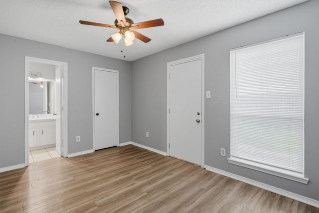 128 Meador Lane, Burleson, TX 76028