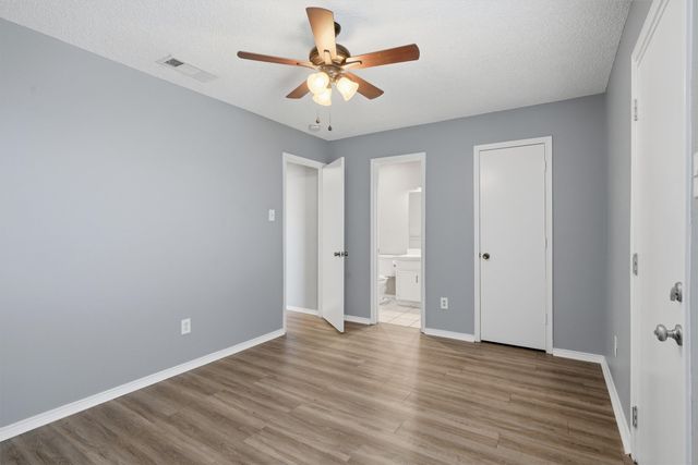 128 Meador Lane, Burleson, TX 76028