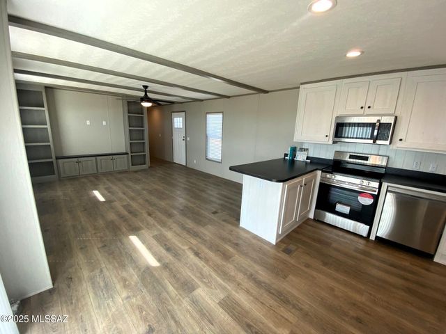 11210 S Brandywine Lane, Tucson, AZ 85736