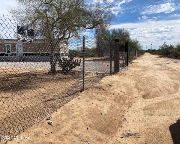 11210 S Brandywine Lane, Tucson, AZ 85736