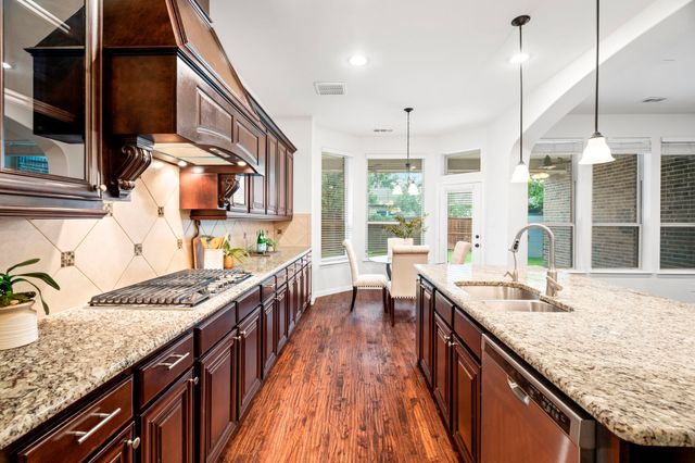 6908 Badlands Drive, Mckinney, TX 75070