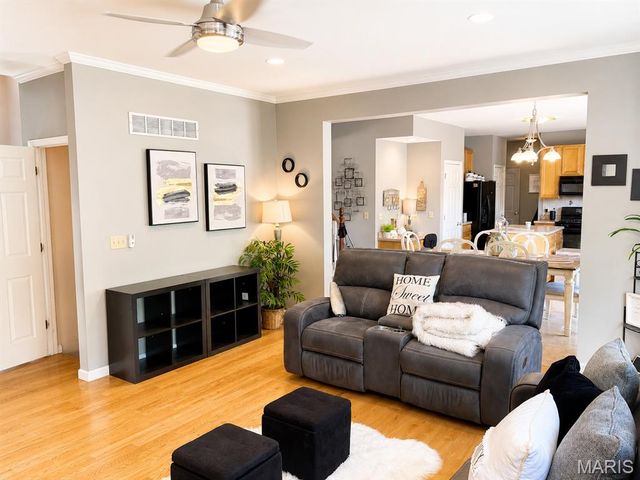 1126 Manor Cove Drive, St Charles, MO 63304