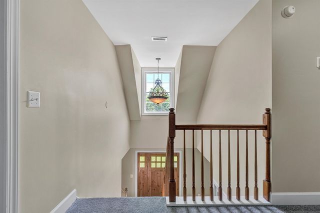 2651 Timberwood LN, Moneta, VA 24121