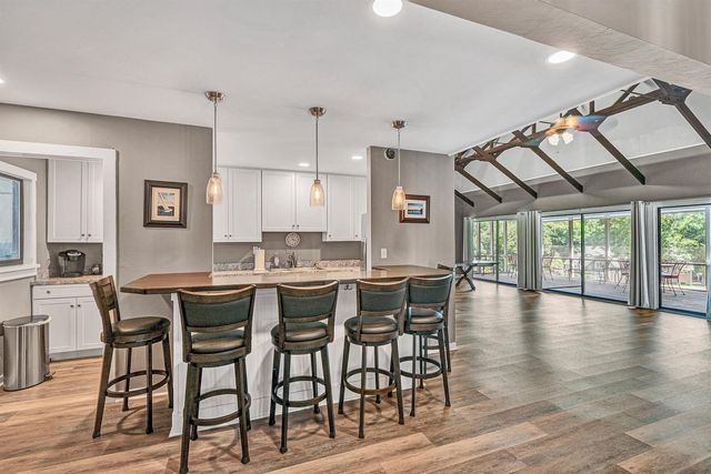 2651 Timberwood LN, Moneta, VA 24121