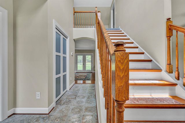 2651 Timberwood LN, Moneta, VA 24121