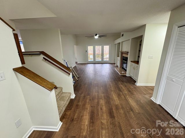 13 Laurel Place Drive, Asheville, NC 28803