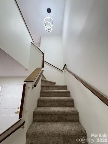 13 Laurel Place Drive, Asheville, NC 28803