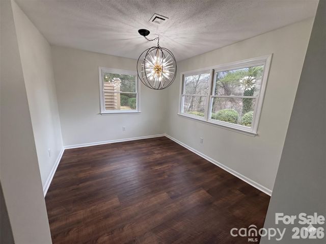13 Laurel Place Drive, Asheville, NC 28803