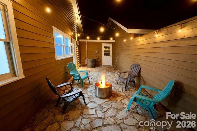 13 Laurel Place Drive, Asheville, NC 28803