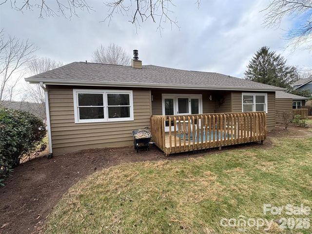 13 Laurel Place Drive, Asheville, NC 28803