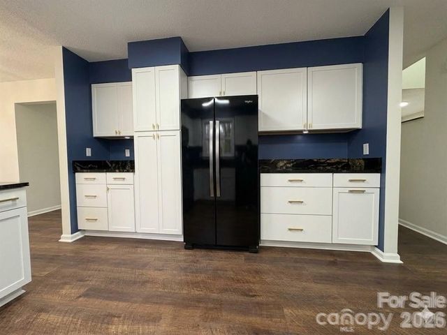 13 Laurel Place Drive, Asheville, NC 28803