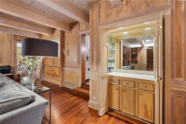2012 SEMINOLE TRAIL, Lakeland, FL 33803