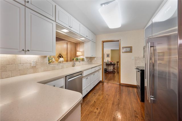 2012 SEMINOLE TRAIL, Lakeland, FL 33803