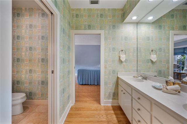2012 SEMINOLE TRAIL, Lakeland, FL 33803
