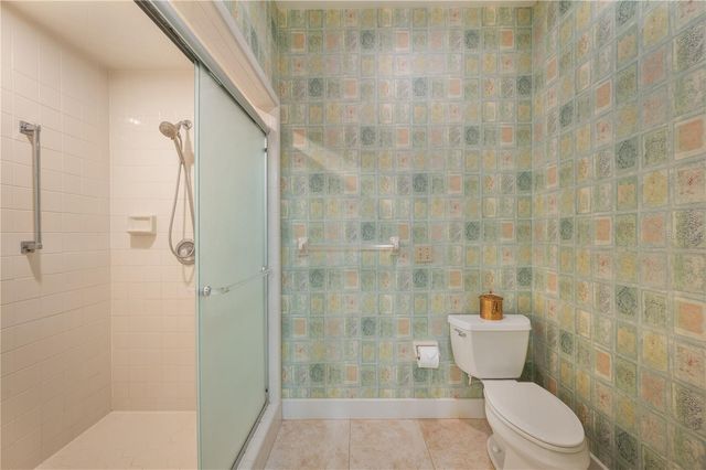 2012 SEMINOLE TRAIL, Lakeland, FL 33803