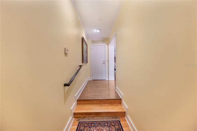 2012 SEMINOLE TRAIL, Lakeland, FL 33803
