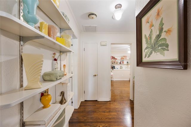 2012 SEMINOLE TRAIL, Lakeland, FL 33803
