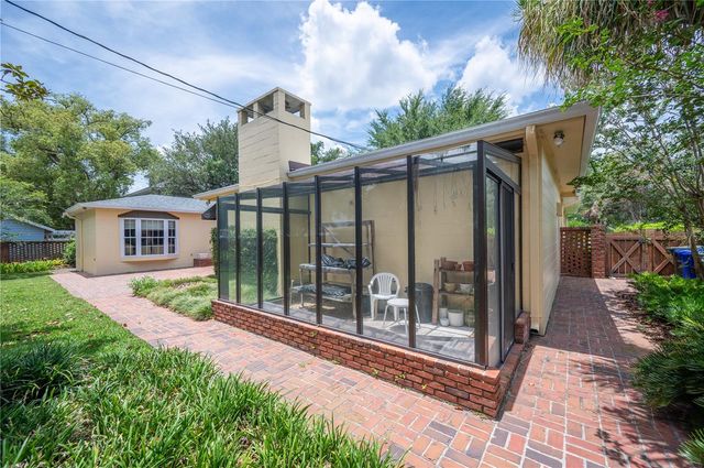2012 SEMINOLE TRAIL, Lakeland, FL 33803
