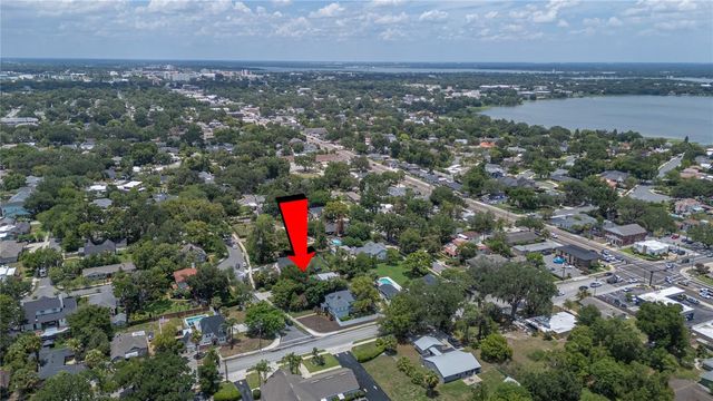 2012 SEMINOLE TRAIL, Lakeland, FL 33803