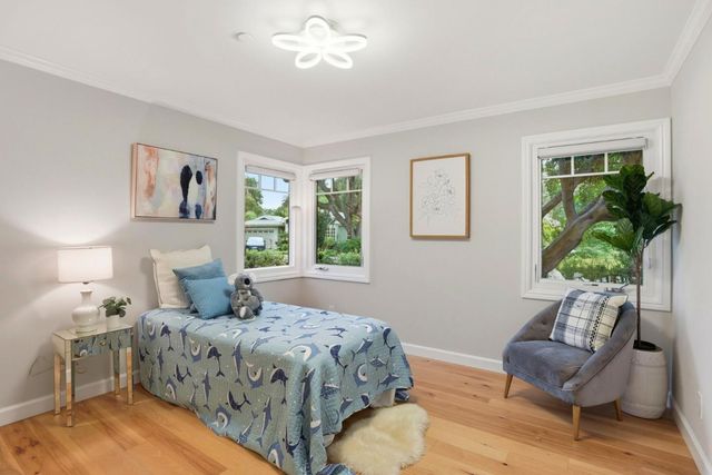 425 Concord Drive, Menlo Park, CA 94025