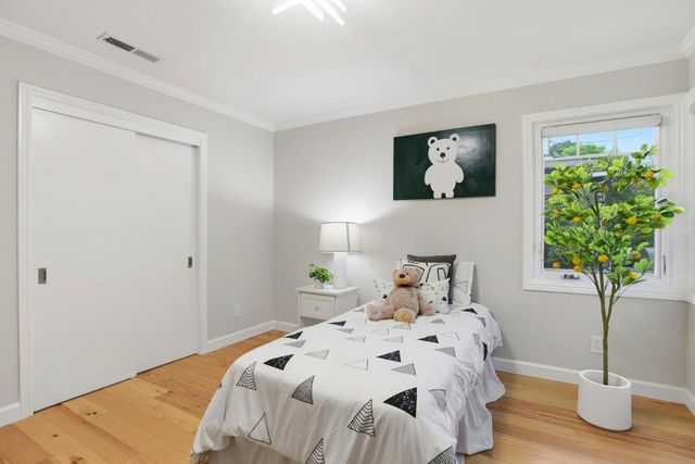 425 Concord Drive, Menlo Park, CA 94025