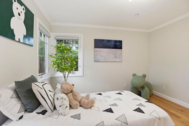 425 Concord Drive, Menlo Park, CA 94025