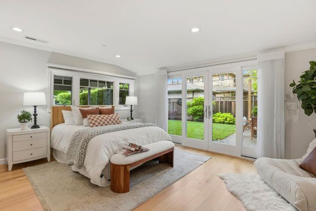 425 Concord Drive, Menlo Park, CA 94025