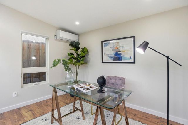 425 Concord Drive, Menlo Park, CA 94025