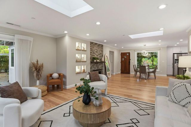 425 Concord Drive, Menlo Park, CA 94025