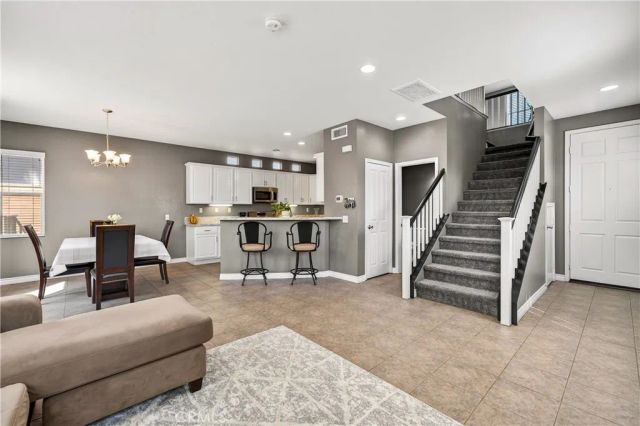 5759 Mapleview Drive, Jurupa Valley, CA 92509