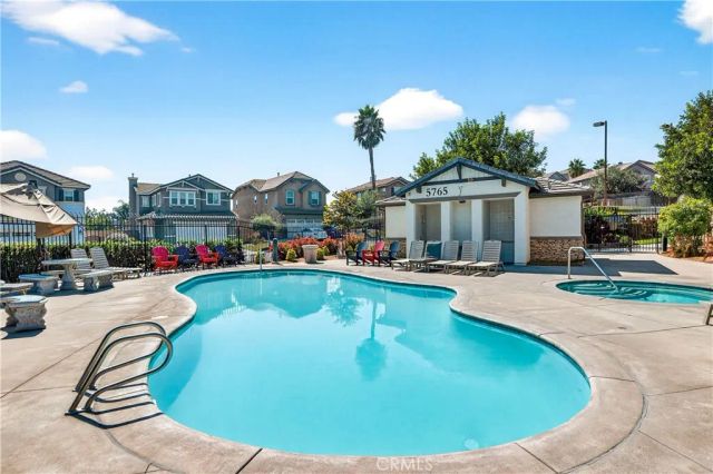 5759 Mapleview Drive, Jurupa Valley, CA 92509