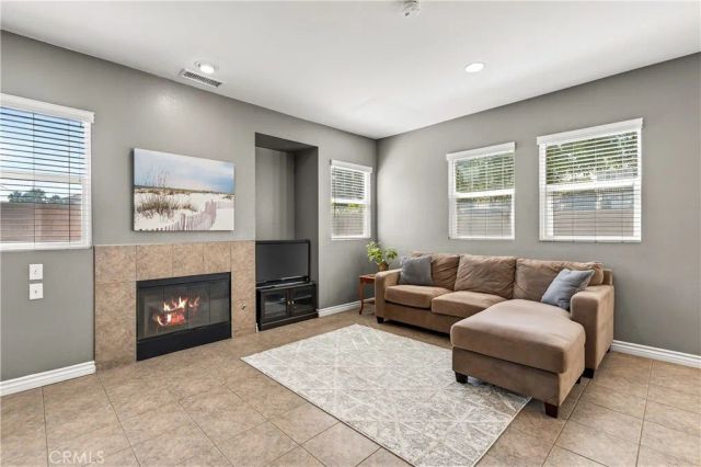 5759 Mapleview Drive, Jurupa Valley, CA 92509
