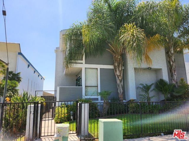 529 N Market Street 8, Inglewood, CA 90302