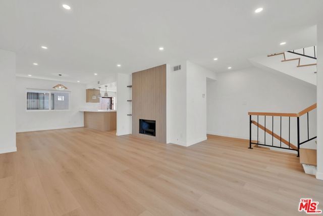 529 N Market Street 8, Inglewood, CA 90302