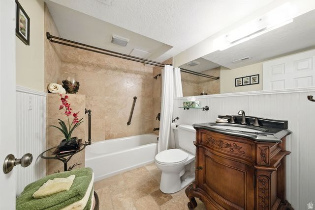 4227 S HOPI DR, West Valley City, UT 84119