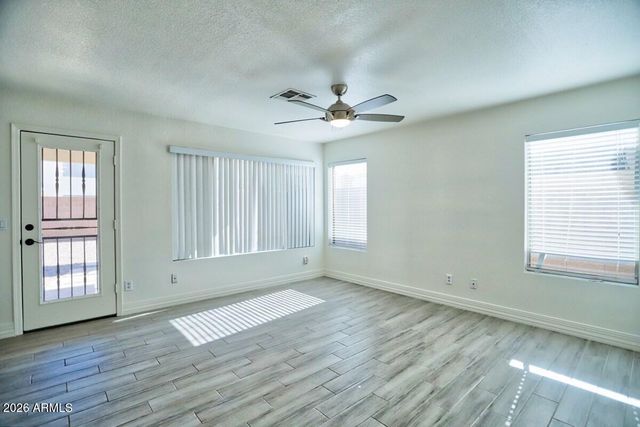 333 W COLT Road, Tempe, AZ 85284