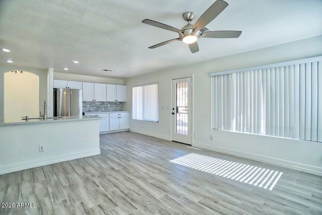333 W COLT Road, Tempe, AZ 85284