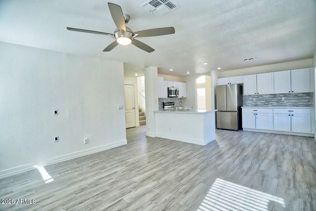 333 W COLT Road, Tempe, AZ 85284