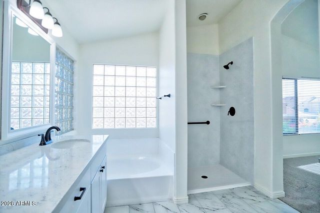 333 W COLT Road, Tempe, AZ 85284