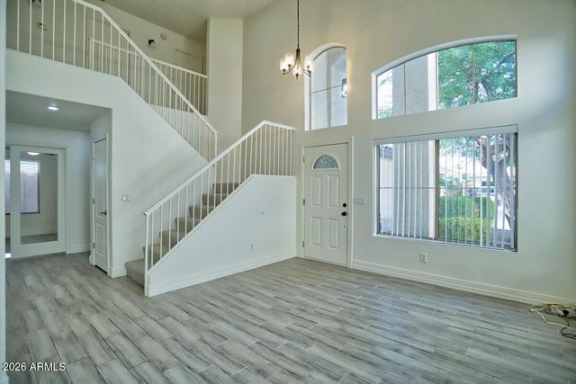 333 W COLT Road, Tempe, AZ 85284