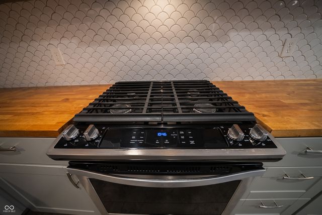 9241 Central Avenue, Indianapolis, IN 46240