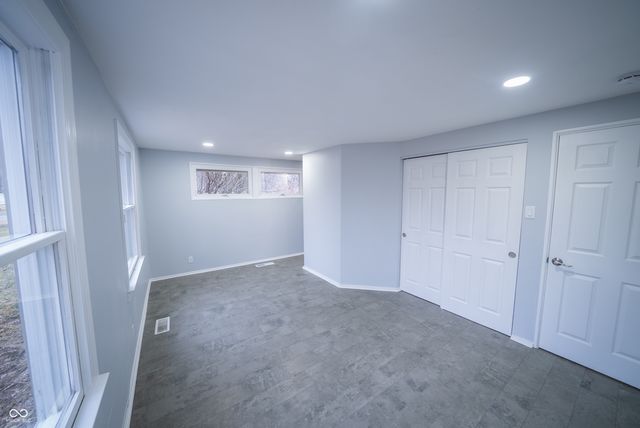 9241 Central Avenue, Indianapolis, IN 46240